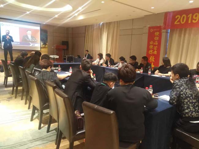 集成灶代理,集成灶加盟流程,這里有加盟優惠 集成灶加盟圖