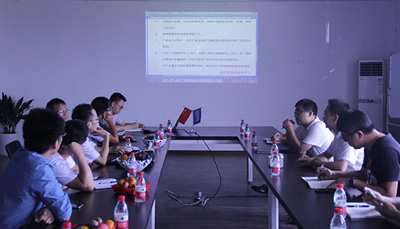 嵊州市組織部部長及科技局相關(guān)領(lǐng)導(dǎo)、紹興文理學(xué)院專家一行來藍(lán)炬星總部調(diào)研考察