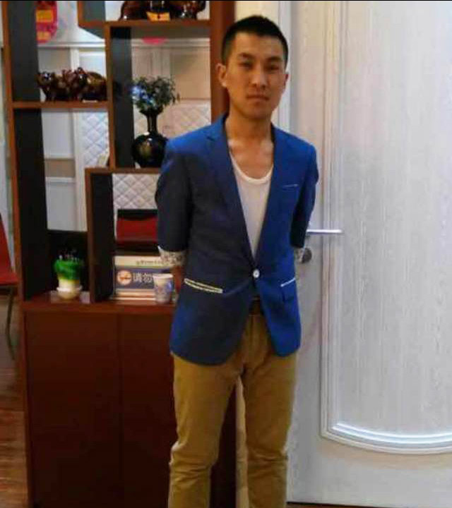 熱烈祝賀忻州董總加盟藍炬星集成灶