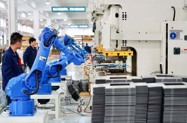 億田集成灶生產車間